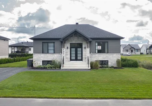 House for sale - 740 Rue Joseph-Carmel, St-Cyrille-De-Wendover, J0C 1A0