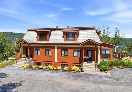 Condo for sale - 50 Rue du Haut-de-la-Falaise, Magog, J0B 1C0