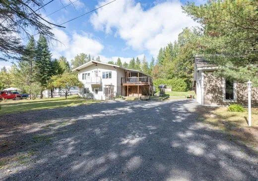 House for sale - 120 1re Avenue, Entrelacs, J0T 2E0