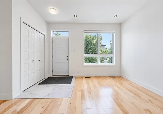 Maison à vendre - 7280 Rue Liege, Saint-Lambert, J4P 0P5
