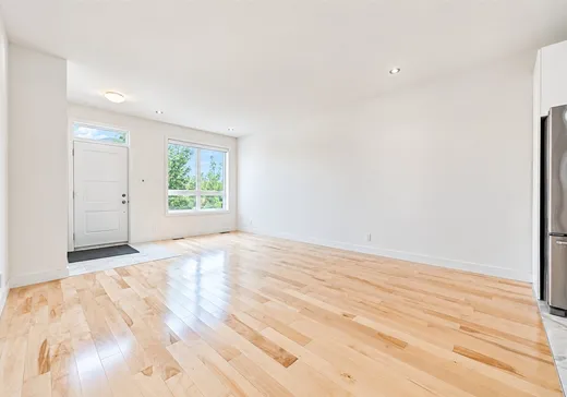 Maison à vendre - 7280 Rue Liege, Saint-Lambert, J4P 0P5