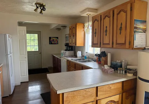 House for sale - 38 Av. Omer-Tremblay, Amos, J0Z 2H0