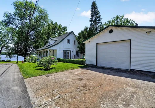 House for sale - 183 Rue Labonté, Rosemère, J7A 3M5