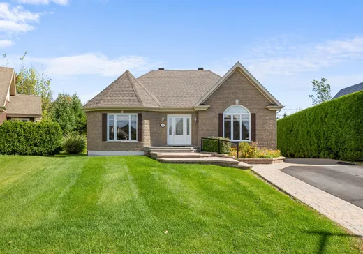 Bungalow à vendre - 1113 Rue de la Licorne, Lévis, G6Z3N6
