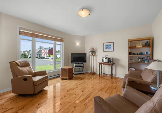 Maison à vendre - 1113 Rue de la Licorne, Lévis, G6Z 3N6