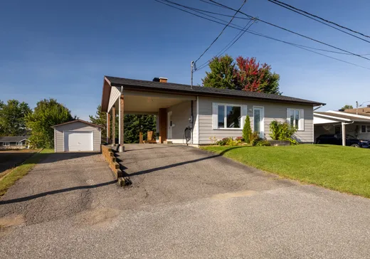 Maison à vendre - 112 Av. du Jardinier, Saint-Raymond, G3L 3K2