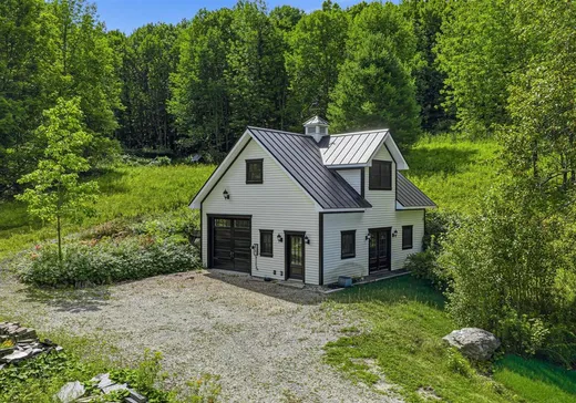Maison à vendre - 4345 Ch. Magog, Magog, J0B 2C0