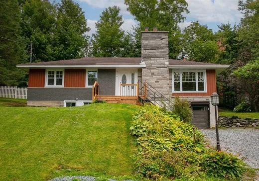 House for sale - 104 Rue Aberdeen, Pointe-Claire (Montreal Island), J0B 2H0