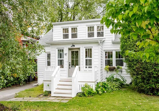 Un étage et demi à vendre - 97 Rue Clark, Sherbrooke, J1J2N3