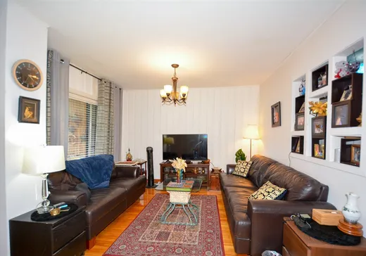 Maison à vendre - 2615 Rue D'Iberville, Montréal (Centreville), H2K 3C9
