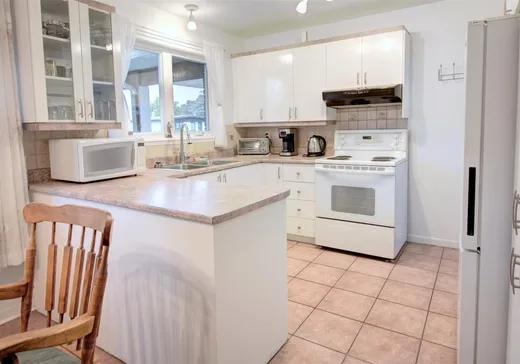 Maison à vendre - 102 107e Avenue, Saint-Jérôme, J7Y 1G3