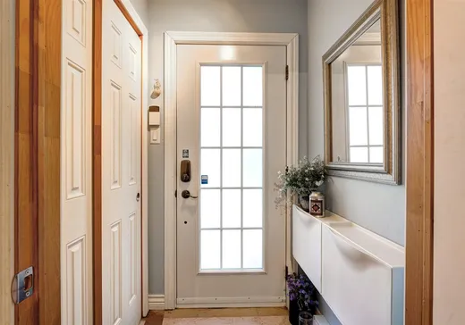 Maison à vendre - 10 1re Avenue, Sainte-Marthe-sur-le-Lac, J0N 1P0