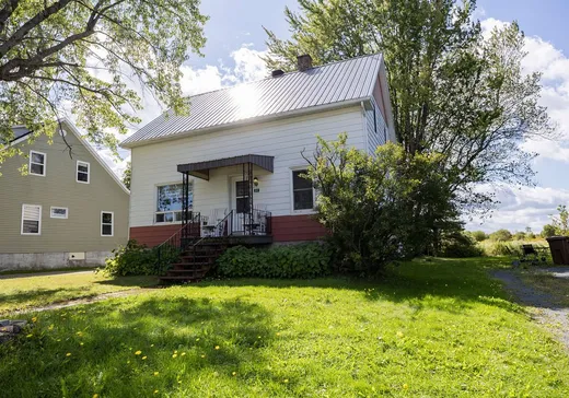 Maison à vendre - 813 Rue St-Jean, Wotton, J0A 1N0