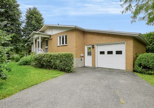 House for sale - 525 Rue Richelieu, St-Marc-sur-Richelieu, J0L 2E0
