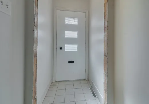 Maison à vendre - 4923 Rue St-Jacques, Saint-Vincent-de-Paul, H7C 1G6