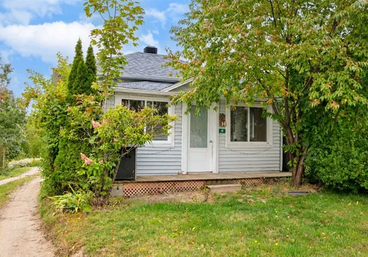 Bungalow à vendre - 14 Rue de l'Église, Saint-Isidore-de-Clifton, J0B2X0