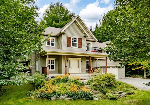Maison à étages à vendre - 24 Rue Baldini, Sherbrooke, J0B3G0