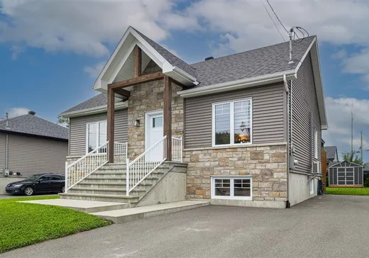 House for sale - 220 Rue Plessis, Drummondville, J2B 6V9