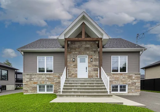 House for sale - 220 Rue Plessis, Drummondville, J2B 6V9