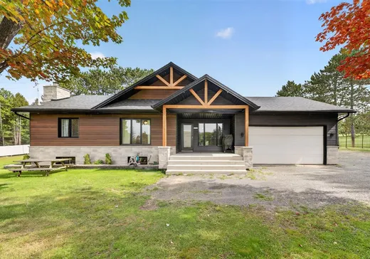 House for sale - 1065 Route 161, Frontenac, G6B 2S1