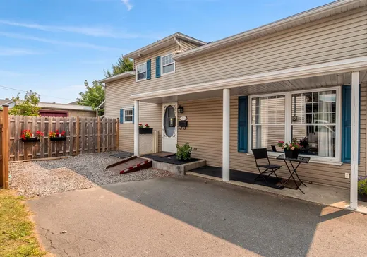 Maison à étages à vendre - 5 Rue Chapdelaine, Massueville, J3P3T2