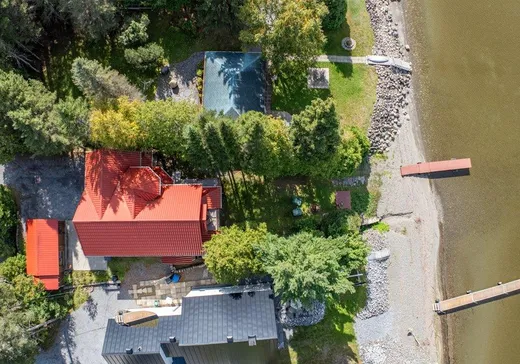 Maison à vendre - 385 Route 295, Dégelis, G5T 1R2