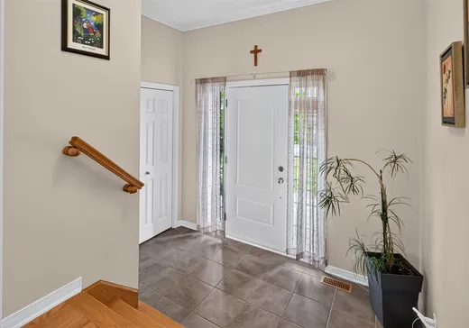 Maison à vendre - 74 Av. Chamberry, Les Cedres, J7T 0G4