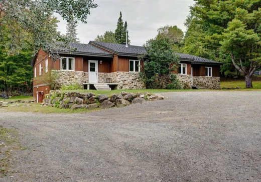 Bungalow à vendre - 478-480 Ch. des Hauteurs, Sainte-Adèle, J8B1N3