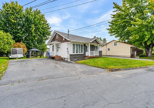 House for sale - 470 24e Rue, Saint-Georges, G5Y 4M7