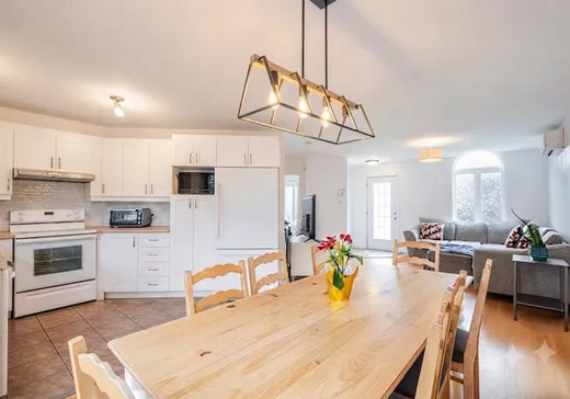Maison à étages à vendre - 1965 Av. de Dieppe, Saint-Hyacinthe, J2S9C7