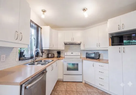 Maison à vendre - 1965 Av. de Dieppe, Saint-Hyacinthe, J2S 9C7