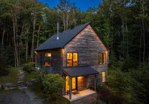Un étage et demi à vendre - 3 Rue des Faux-Trembles, Eastman, J0E1P0