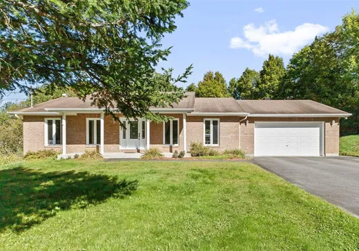 Bungalow à vendre - 11 Rue Lavergne, Gatineau, J8V3P4