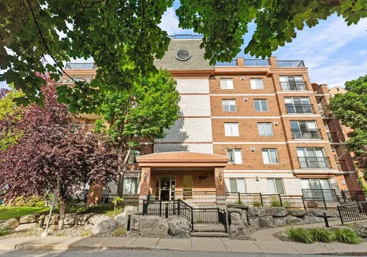 Condo à vendre - 3350 Boul. Le Carrefour, App. 403, Laval (Chomedey), H7T 2Z4