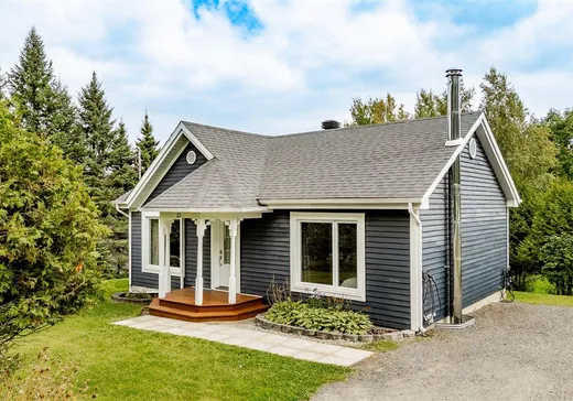Bungalow à vendre - 15 Rue du Montagnac, Magog, J1X6X9