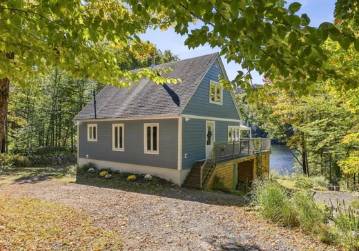 Maison à vendre - 2722 Ch. du Lac-du-Raquetteur, Mont-Blanc, J0T 2G0