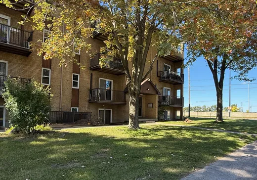 Condo à vendre - 10 Rue de l'Église, Longueuil, J4G 1H9