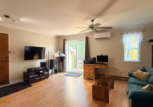 Condo à vendre - 10 Rue de l'Église, Longueuil, J4G 1H9