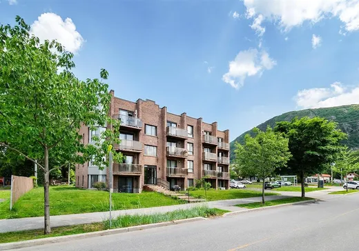 Condo for sale - 381 Rue Blain, App. 402, Mont-Saint-Hilaire, J3H 5H8