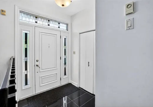 Maison à vendre - 7067 Boul. Perras, Montréal (Rivière des Prairies), H1E 5G5
