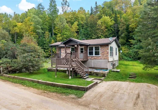 Bungalow à vendre - 77 Ch. du Lac-de-la-Carpe, Lac-Des-Plages, J0T1K0