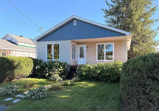 Bungalow à vendre - 8 Rue Lanthier, Saint-André-Avellin, J0V1W0