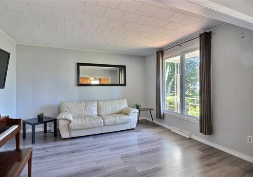 Maison à vendre - 8 Rue Lanthier, Saint-André-Avellin, J0V 1W0