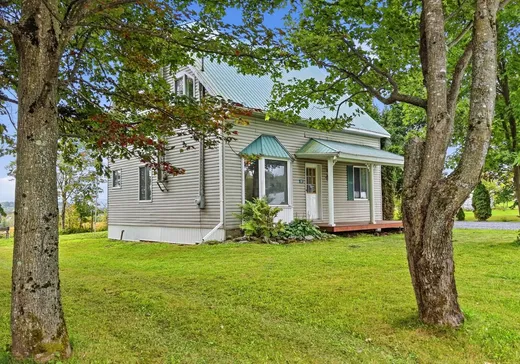 Maison à vendre - 282 3e Rang E., St-Odilon, G0S 3A0