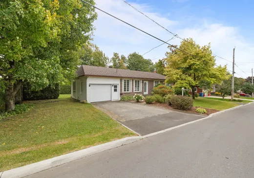 Maison à vendre - 505 Rue des Pionniers, Saint-Elzéar, G0S 2J0
