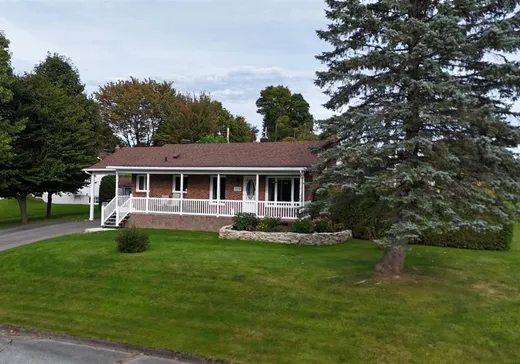 Maison à vendre - 2528 Rue Pilette, Sherbrooke, J1G 4G7
