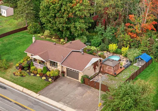 Bungalow à vendre - 265 Rue de l'Église, Lefebvre, J0H2C0
