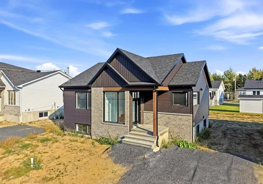Bungalow à vendre - 133 Rue Raymond, Drummondville, J2A0S2