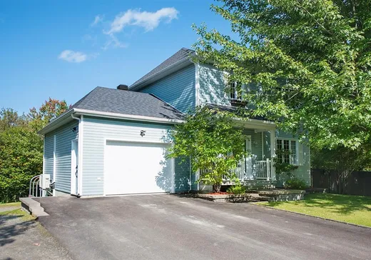 Maison à étages à vendre - 32 Rue Delphis, Sainte-Brigitte-de-Laval, G0A3K0