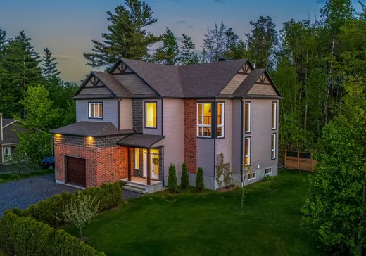 Maison à vendre - 9655 Rue Sorel, Rock Forest-Saint-Élie-Deauville, J1N 1A3